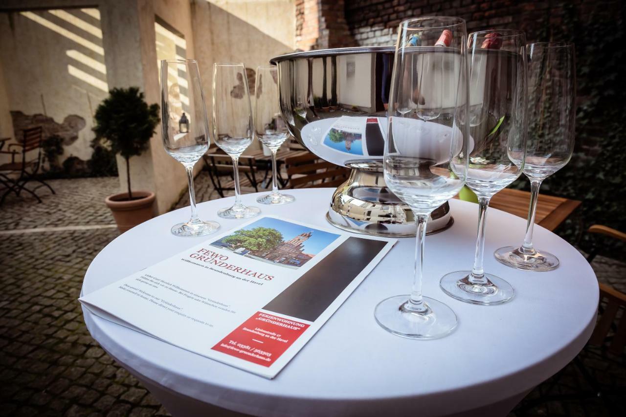 Ferienwohnung Gruenderhaus Brandenburg  Esterno foto