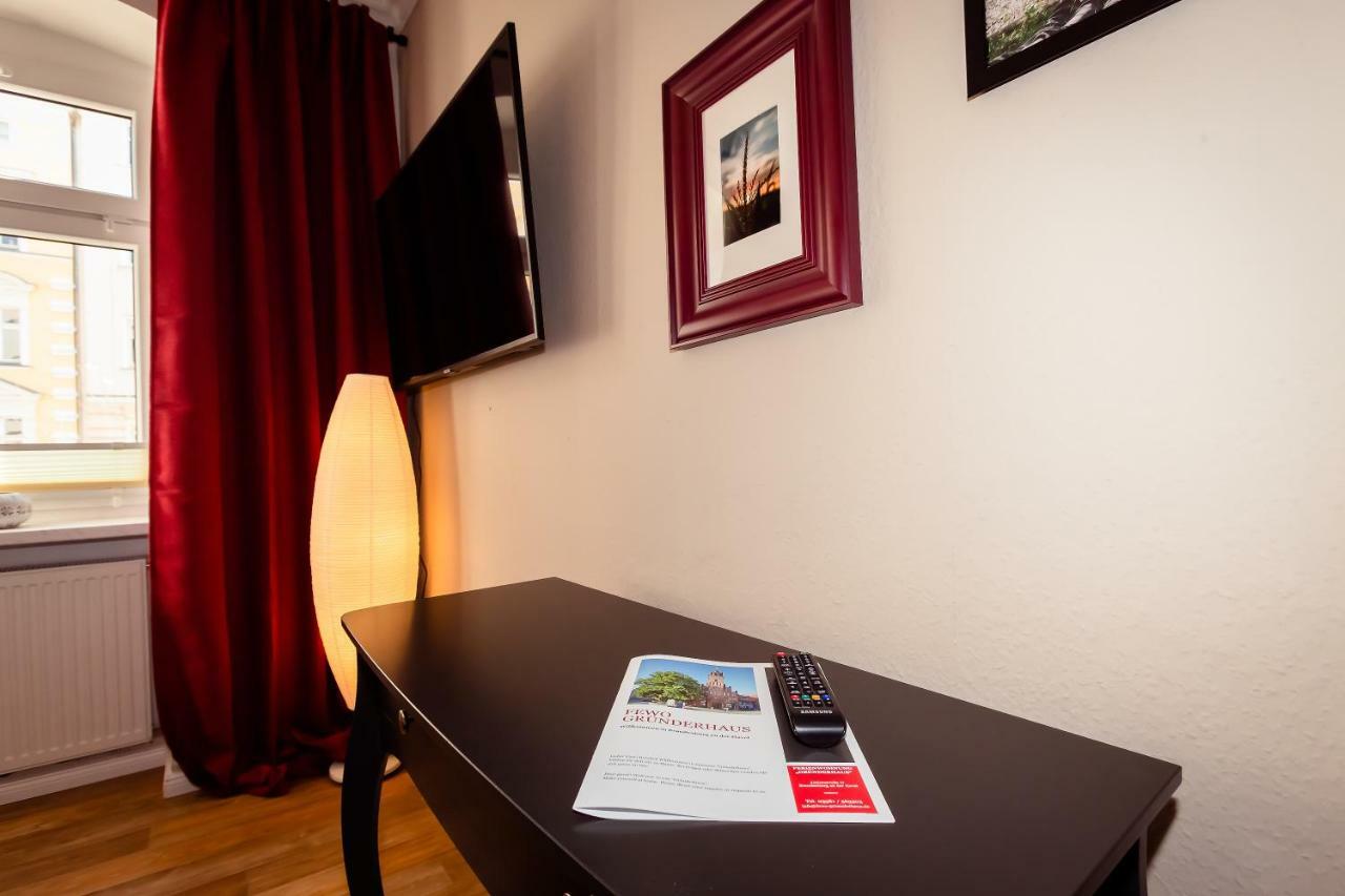 Ferienwohnung Gruenderhaus Brandenburg  Esterno foto